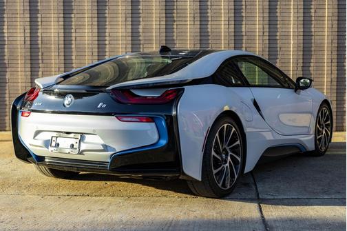 2017 BMW i8 Base