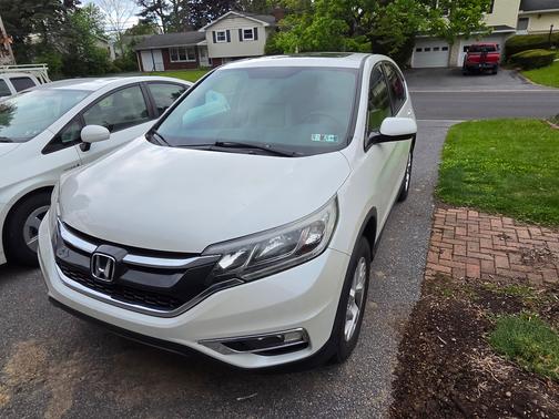 White 2016 Honda CR-V EX