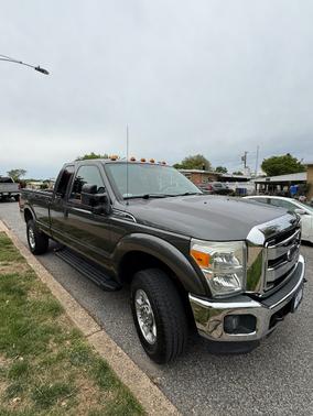 Gray 2016 Ford F-250 XLT