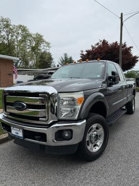 Gray 2016 Ford F-250 XLT