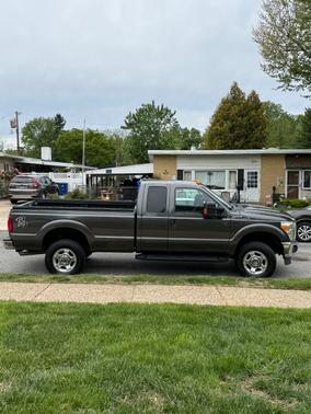 Gray 2016 Ford F-250 XLT