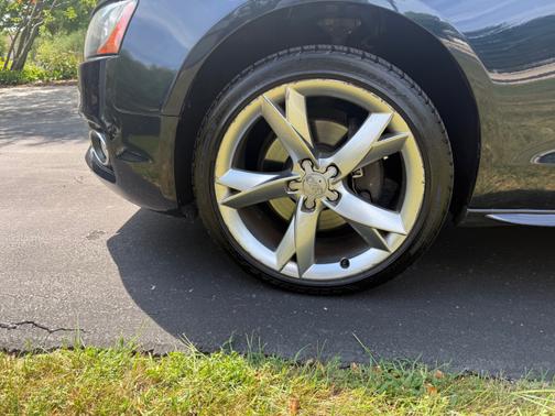2010 Audi A5 2.0T quattro