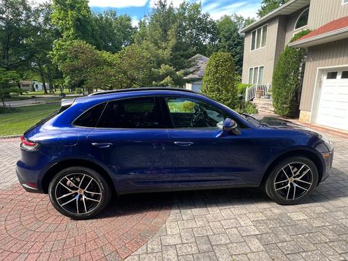 Blue 2024 Porsche Macan Macan
