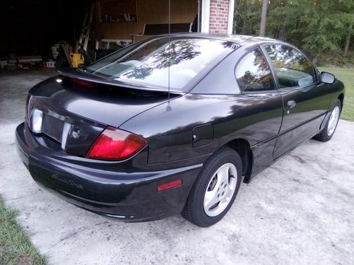 Black 2005 Pontiac Sunfire Base