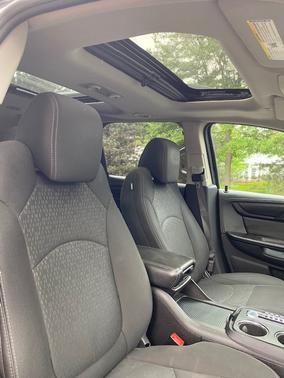 Gray 2016 GMC Acadia SLE-2