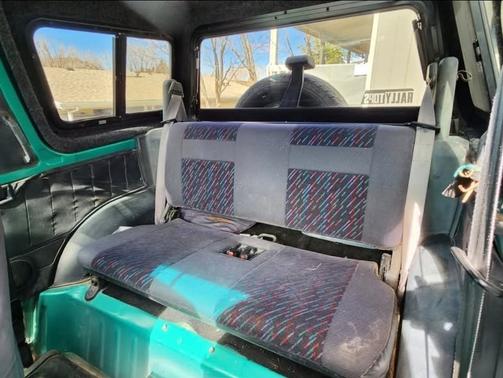 1995 Geo Tracker Soft Top 4WD