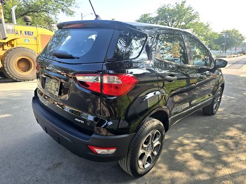 2022 Ford EcoSport S