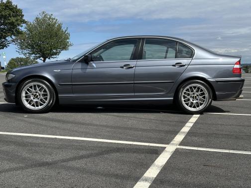 2002 BMW 330 xi