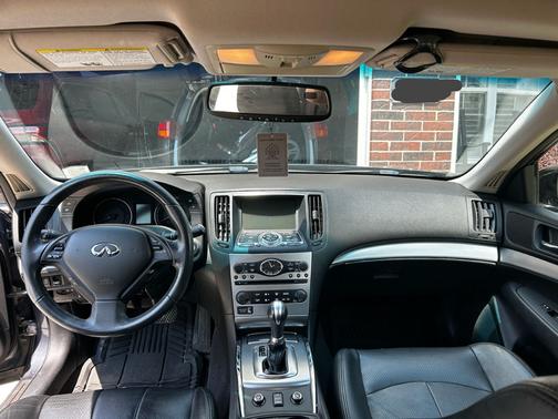 2012 INFINITI G25x Base