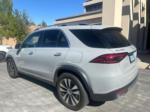 Gray 2024 Mercedes-Benz GLE 450 Plug-In Hybrid 4MATIC