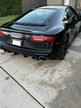 Black 2022 Audi R8 5.2 V10 performance