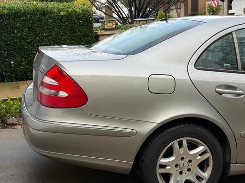 Gray 2005 Mercedes-Benz E-Class E320 4MATIC