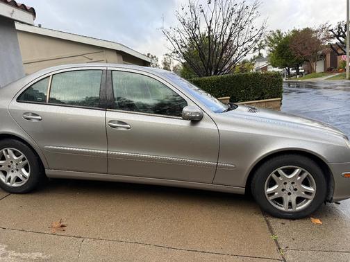 Gray 2005 Mercedes-Benz E-Class E320 4MATIC