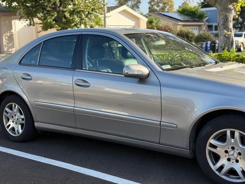 Gray 2005 Mercedes-Benz E-Class E320 4MATIC