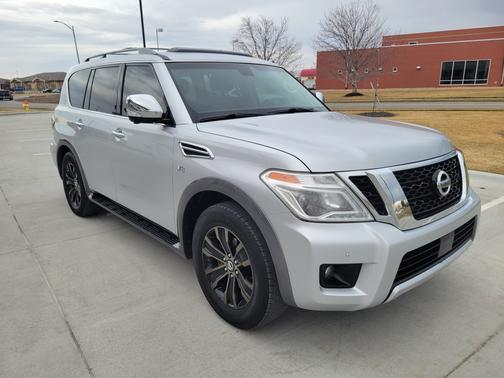 2017 Nissan Armada Platinum