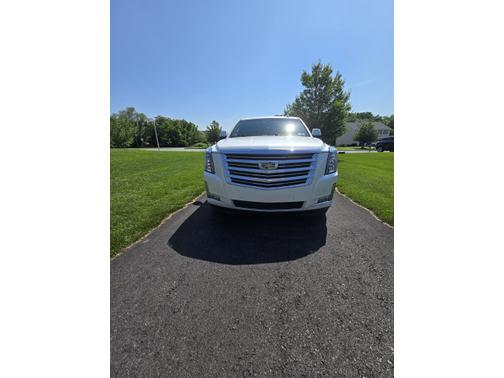 2017 Cadillac Escalade ESV Platinum