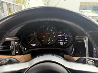 Black 2019 Porsche Macan Macan