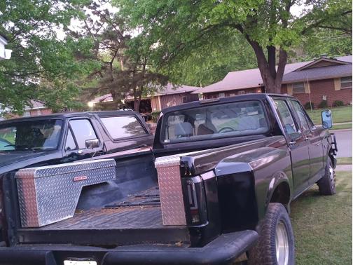 1995 Ford F-350 XL Crew Cab DRW