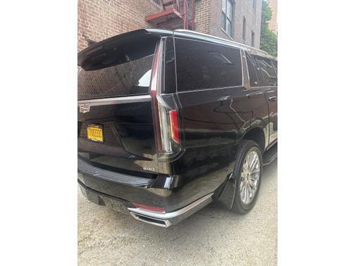 2022 Cadillac Escalade ESV Premium Luxury