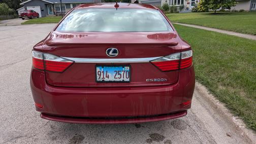 2013 Lexus ES 300h Base