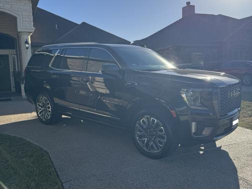 2023 GMC Yukon Denali Ultimate