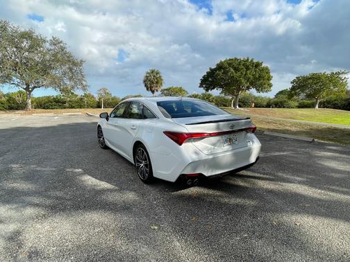 2019 Toyota Avalon XSE