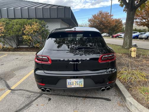 2015 Porsche Macan Macan S