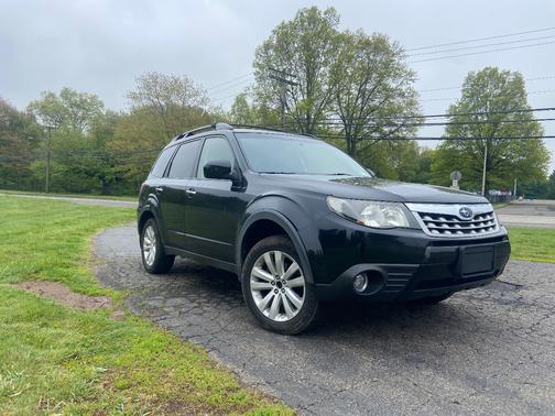 Black 2012 Subaru Forester 2.5X Limited
