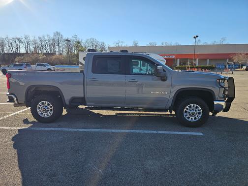 2024 Chevrolet Silverado 2500 LT