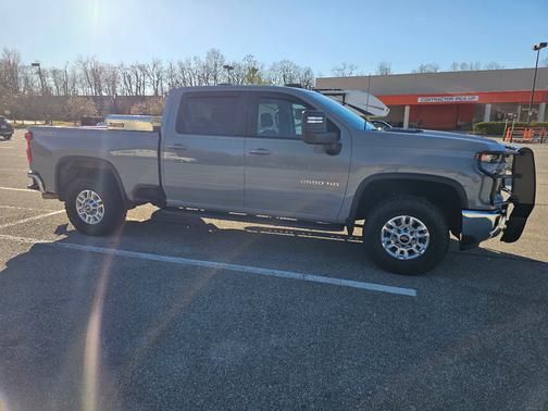 2024 Chevrolet Silverado 2500 LT