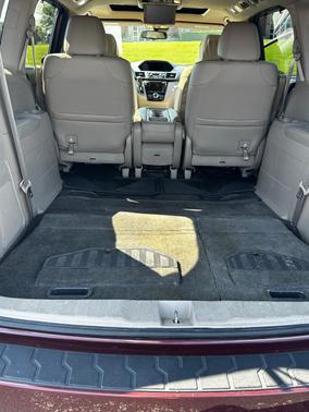 Red 2014 Honda Odyssey EX-L