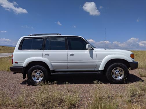 1997 Toyota Land Cruiser Base