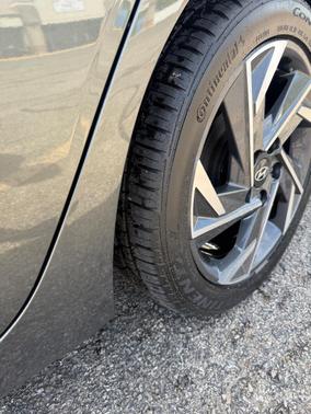 Gray 2024 Hyundai ELANTRA SEL