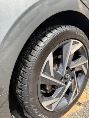 Gray 2024 Hyundai ELANTRA SEL