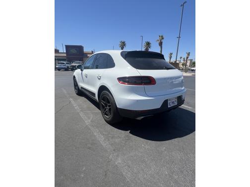 2017 Porsche Macan Macan
