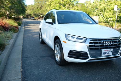 2018 Audi Q5 2.0T Premium Plus