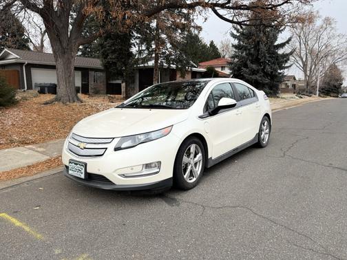 2012 Chevrolet Volt Base
