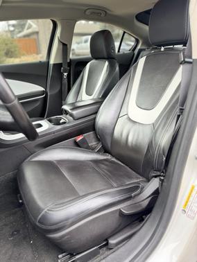 2012 Chevrolet Volt Base