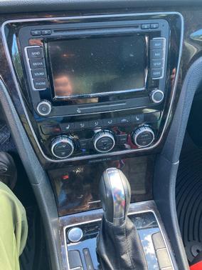 Black 2014 Volkswagen Passat 2.0L TDI SEL Premium