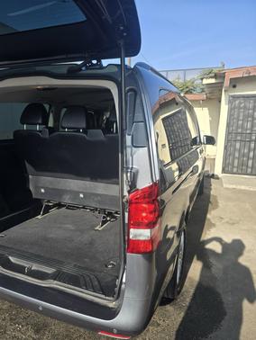 2017 Mercedes-Benz Metris Base