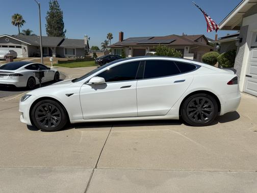 2020 Tesla Model S Long Range Plus