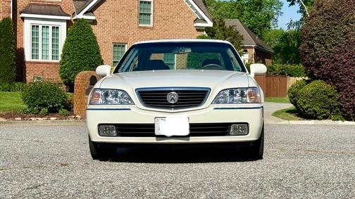 White 2004 Acura RL 3.5