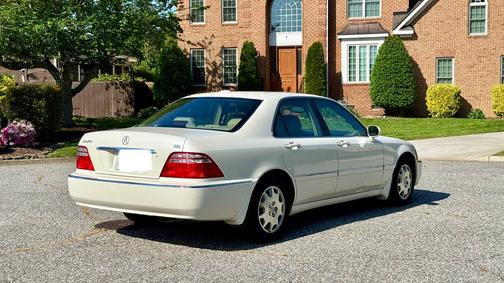 White 2004 Acura RL 3.5