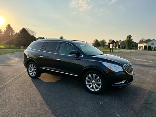 Photo 4 of 17 of 2017 Buick Enclave Premium