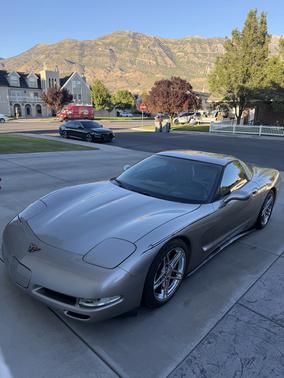 Beige 2000 Chevrolet Corvette Base