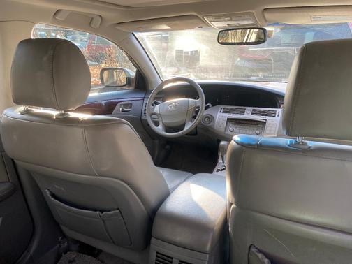 2008 Toyota Avalon XLS