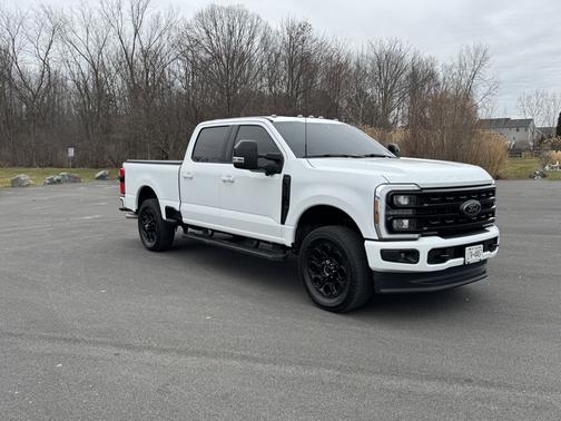 White 2024 Ford F-250 XLT