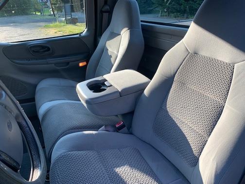 2002 Ford F-150 XLT