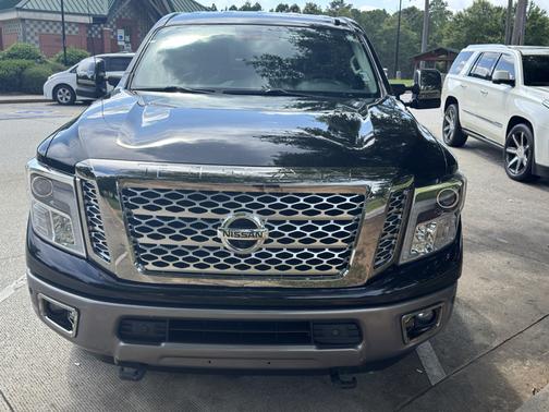 2017 Nissan Titan XD Platinum Reserve