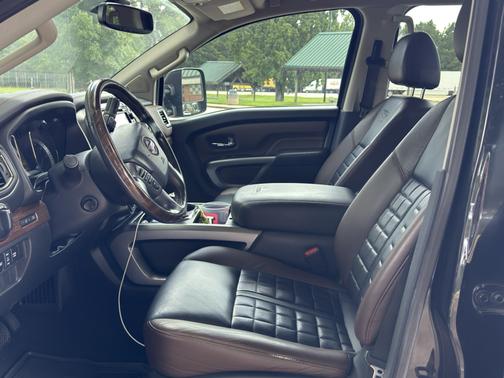 2017 Nissan Titan XD Platinum Reserve